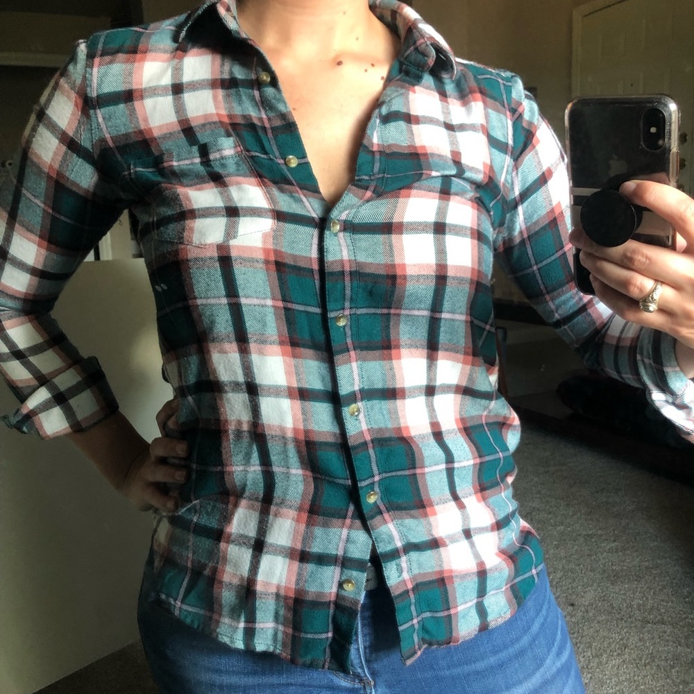 Aeropostale Plaid Button Up